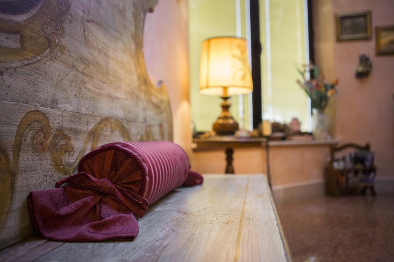 Hotel Alan Anzola dell'Emilia Eksteriør bilde